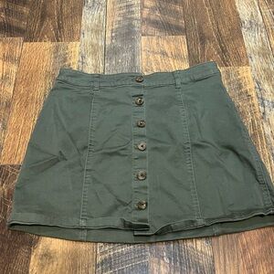 Forever 21 Olive Green Utility Mini‎ Skirt | Size Medium